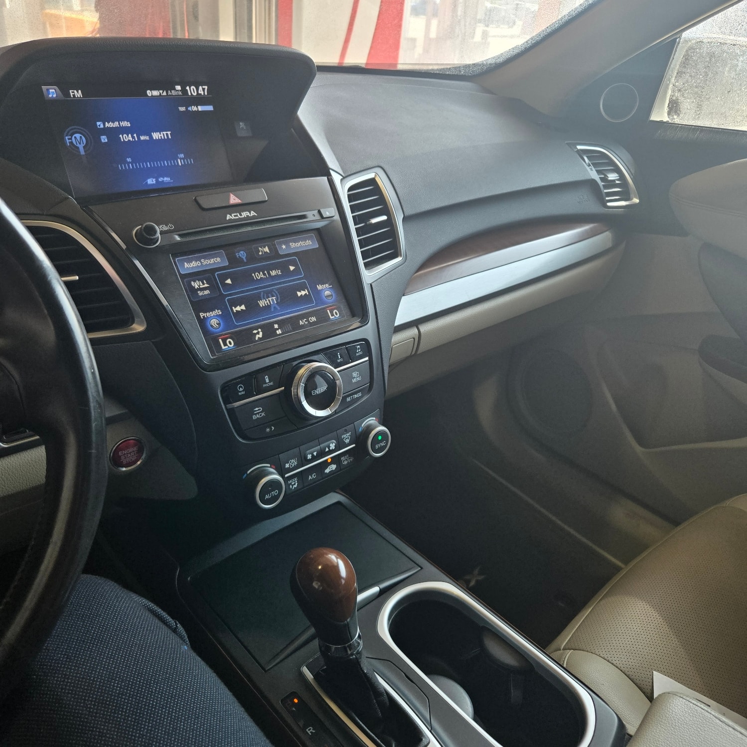 2017 Acura RDX Tech — photo 6 of 10