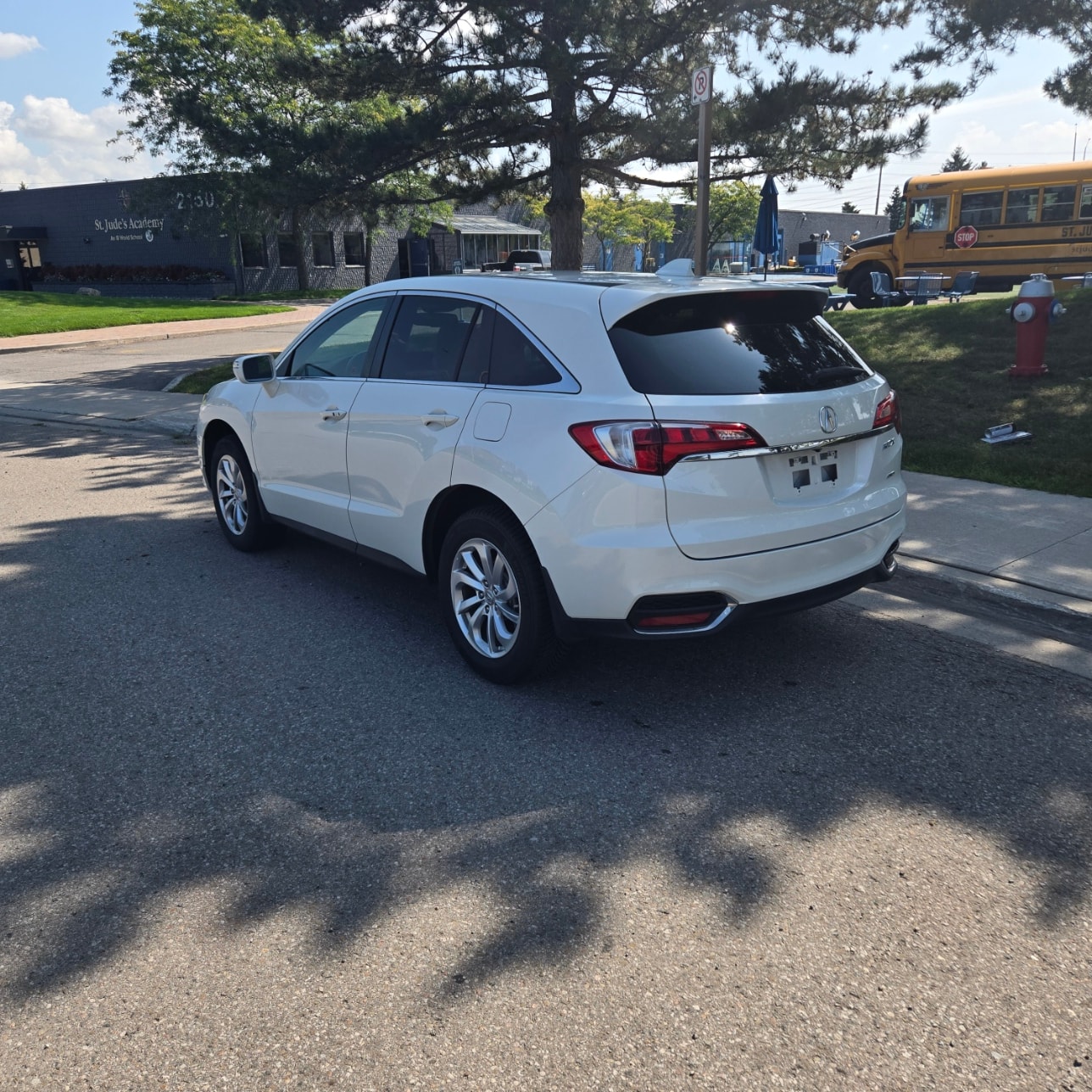 2017 Acura RDX Tech — photo 5 of 10