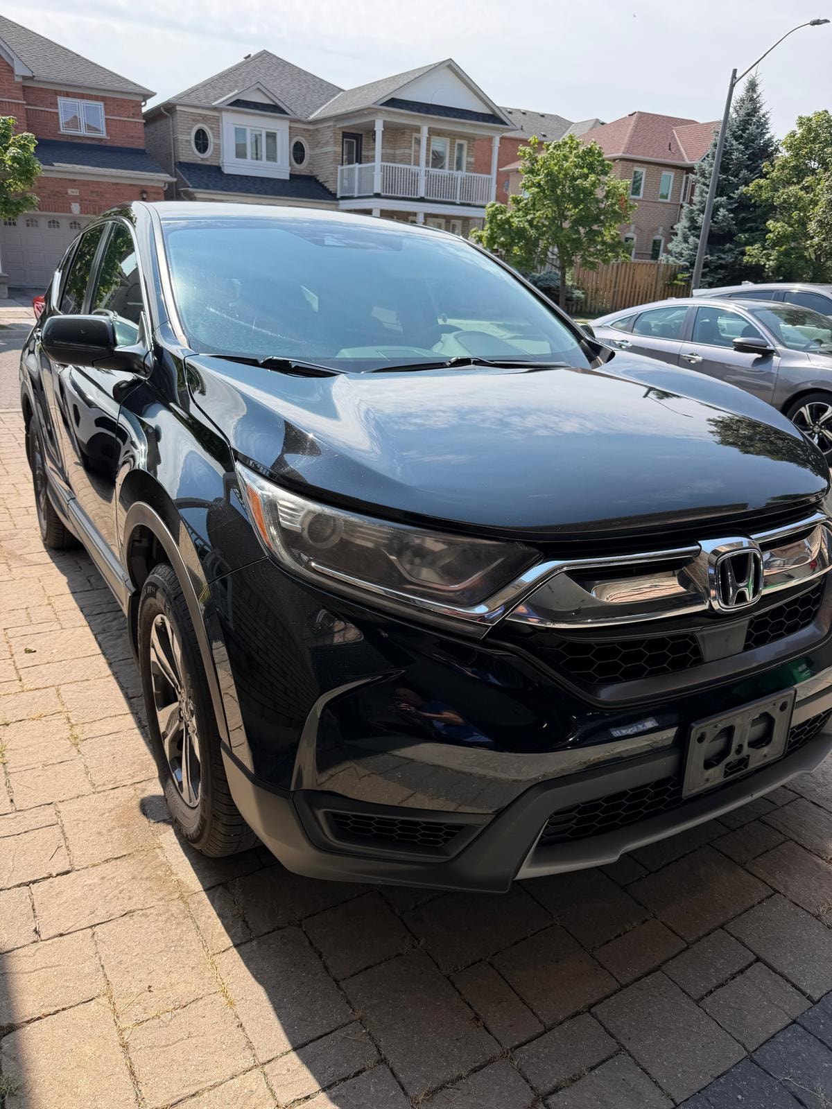 2018 Honda CR-V LX AWD — photo 2 of 10