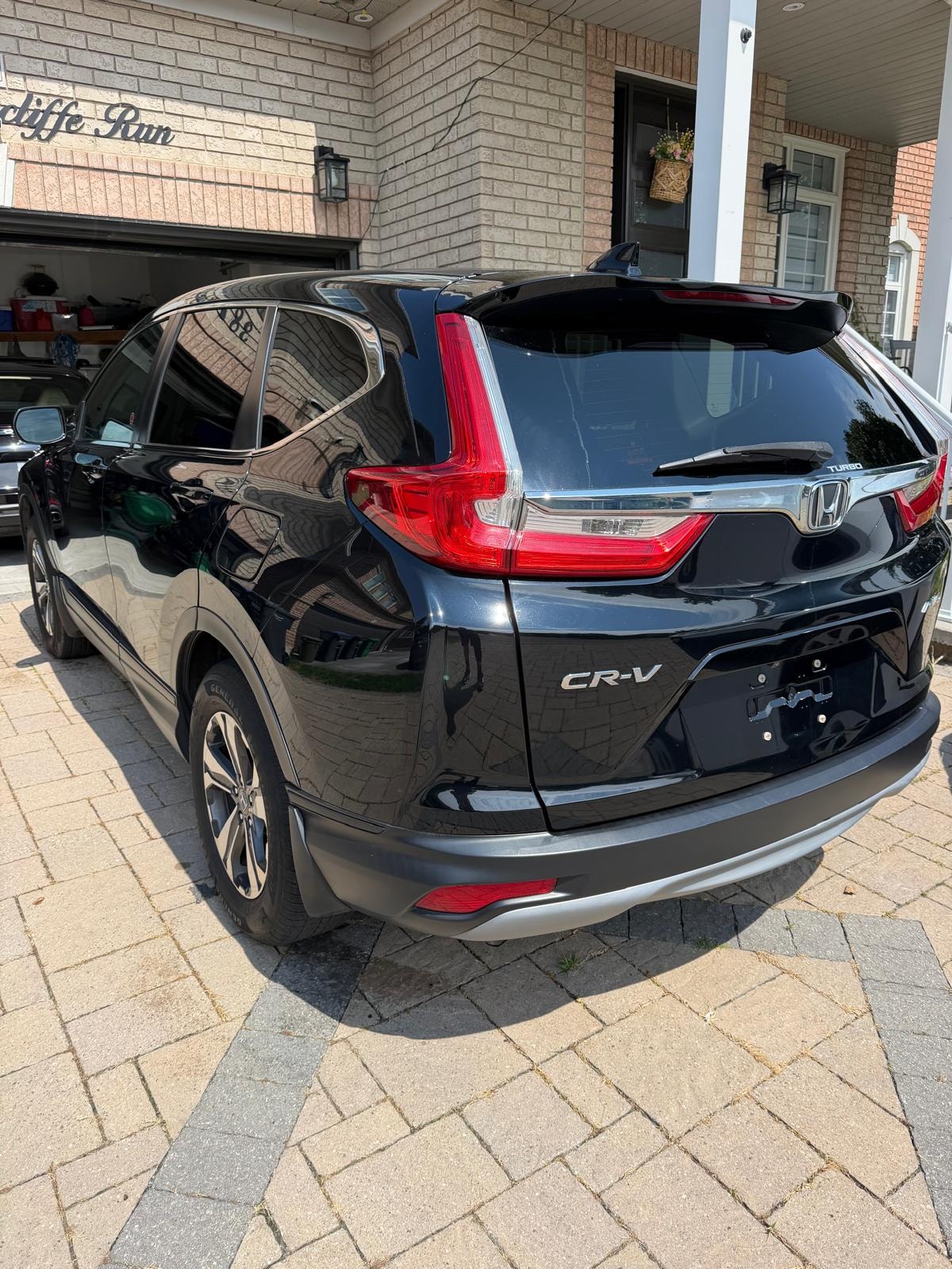 2018 Honda CR-V LX AWD — photo 6 of 10