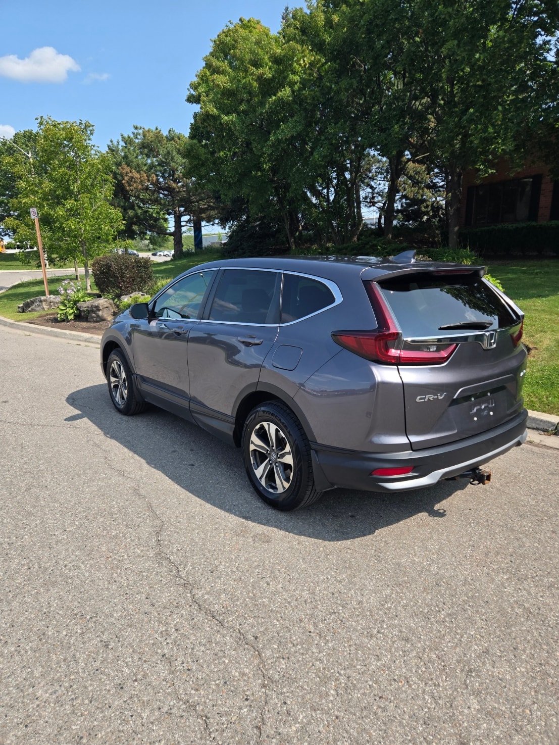2020 Honda CR-V LX AWD — photo 5 of 9