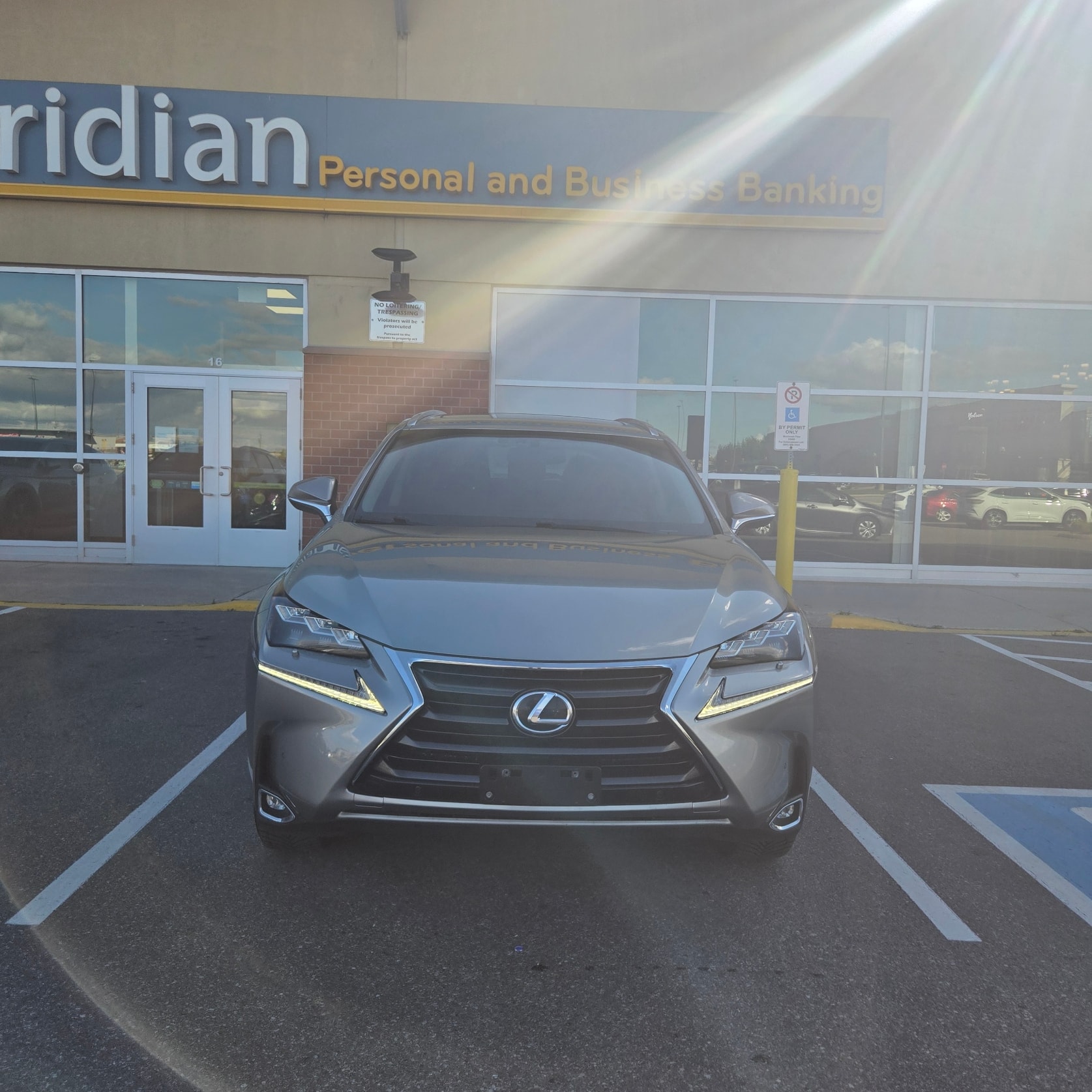 2017 Lexus NX 200t — photo 4 of 9